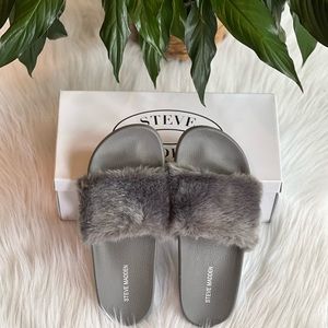 Steve Madden Softey Slides